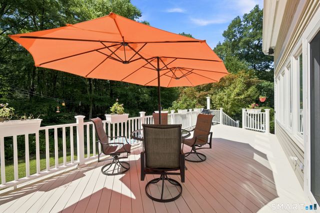 9-A New Bridge Road, Brookfield, CT 06804