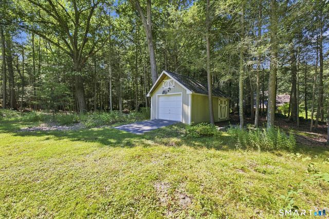 9-A New Bridge Road, Brookfield, CT 06804