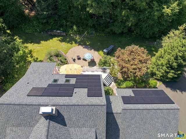 9-A New Bridge Road, Brookfield, CT 06804
