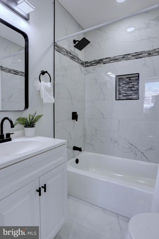 1729 BRADDISH AVE, Baltimore, MD 21216