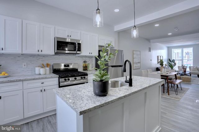 1729 BRADDISH AVE, Baltimore, MD 21216