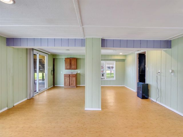 2172 County Road 297, Sargent, TX 77414