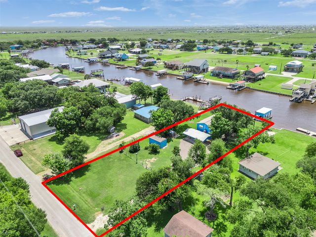 2172 County Road 297, Sargent, TX 77414
