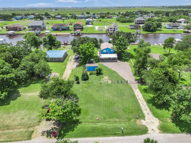 2172 County Road 297, Sargent, TX 77414