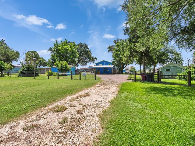 2172 County Road 297, Sargent, TX 77414