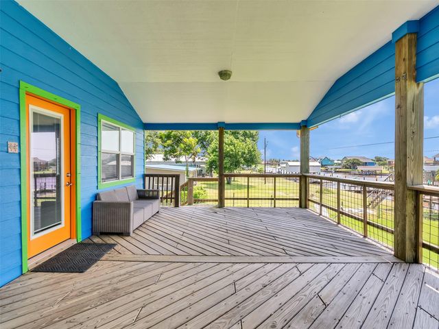2172 County Road 297, Sargent, TX 77414