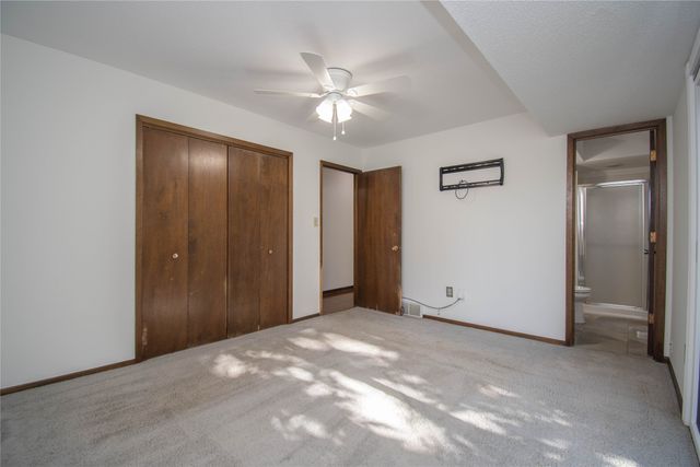 1148 Pinehurst Lane, Norwalk, IA 50211