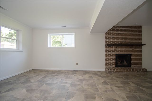 1148 Pinehurst Lane, Norwalk, IA 50211
