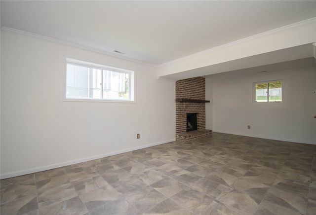 1148 Pinehurst Lane, Norwalk, IA 50211