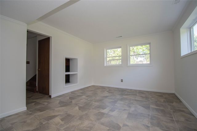 1148 Pinehurst Lane, Norwalk, IA 50211