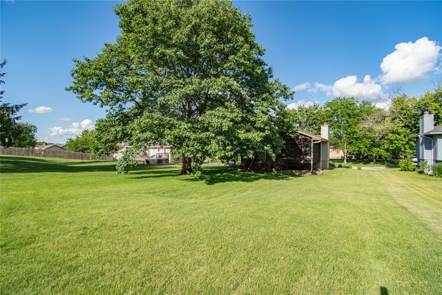 1148 Pinehurst Lane, Norwalk, IA 50211