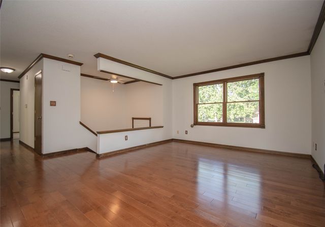 1148 Pinehurst Lane, Norwalk, IA 50211
