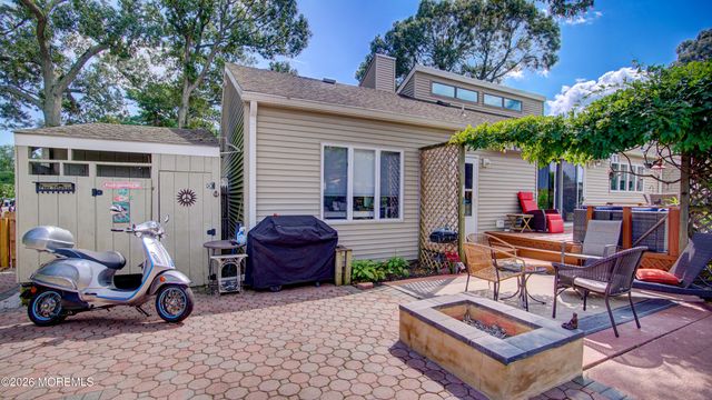 22 Quail Run, Brick, NJ 08723