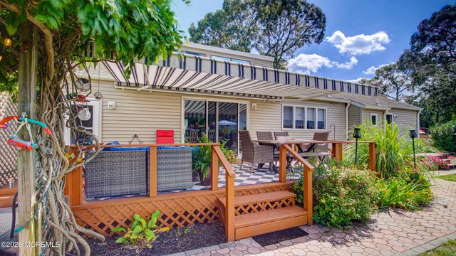 22 Quail Run, Brick, NJ 08723