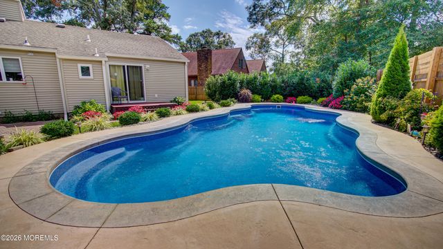 22 Quail Run, Brick, NJ 08723