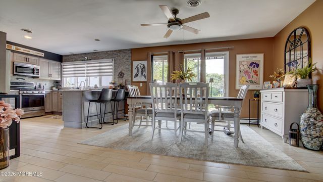 22 Quail Run, Brick, NJ 08723