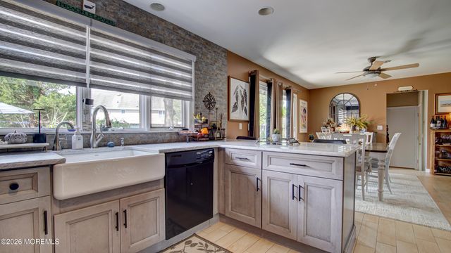 22 Quail Run, Brick, NJ 08723