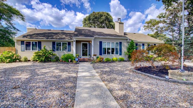 22 Quail Run, Brick, NJ 08723