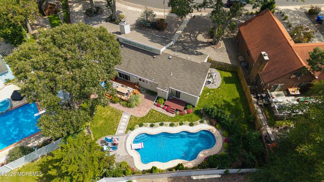 22 Quail Run, Brick, NJ 08723