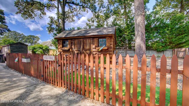 22 Quail Run, Brick, NJ 08723