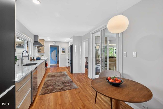 32 Mount Bolus Road, Chapel Hill, NC 27514