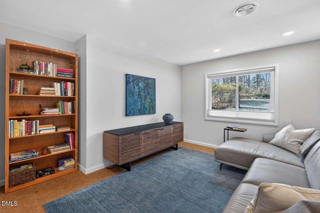 32 Mount Bolus Road, Chapel Hill, NC 27514