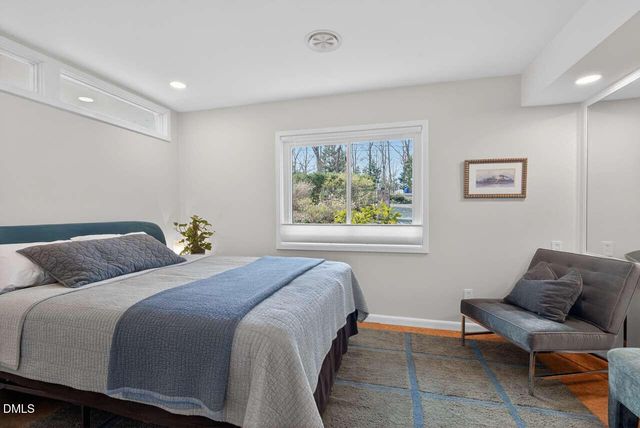 32 Mount Bolus Road, Chapel Hill, NC 27514