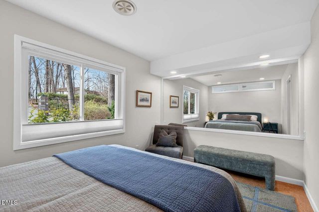 32 Mount Bolus Road, Chapel Hill, NC 27514