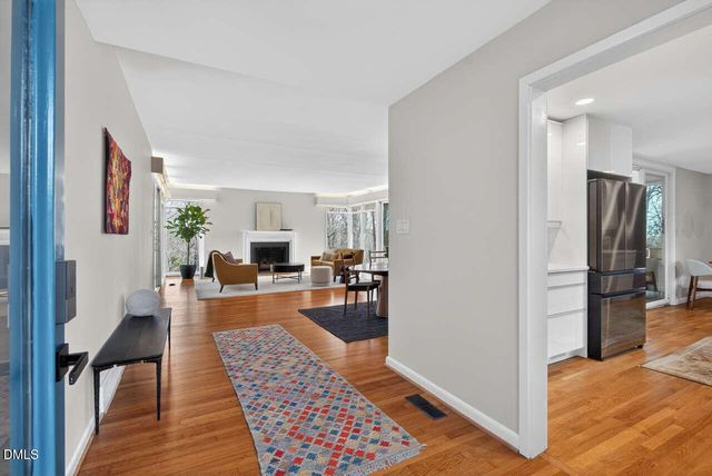 32 Mount Bolus Road, Chapel Hill, NC 27514