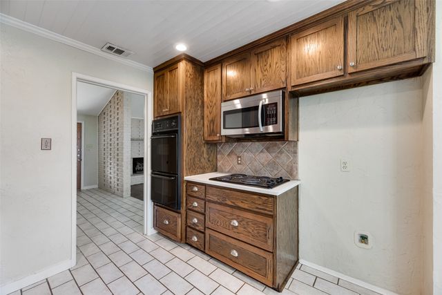 908 Prestwick Lane, Richardson, TX 75080