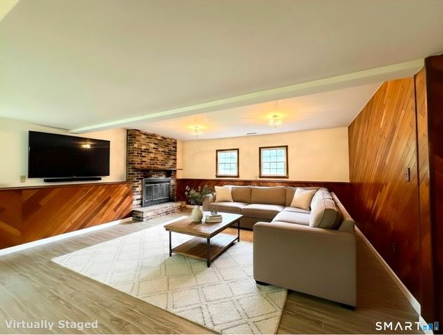 30 Valley Brook Terrace, Stratford, CT 06614