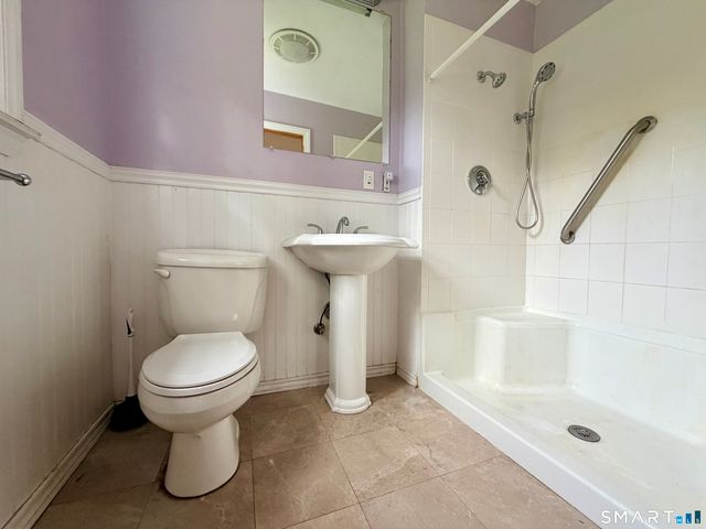 30 Valley Brook Terrace, Stratford, CT 06614