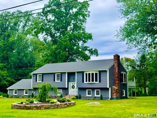 30 Valley Brook Terrace, Stratford, CT 06614