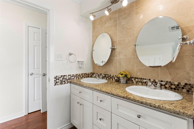 3601 E Jasmine Street, Pearland, TX 77581