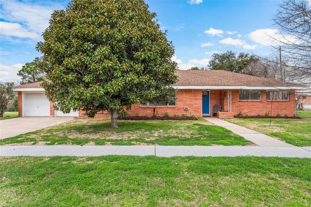3601 E Jasmine Street, Pearland, TX 77581