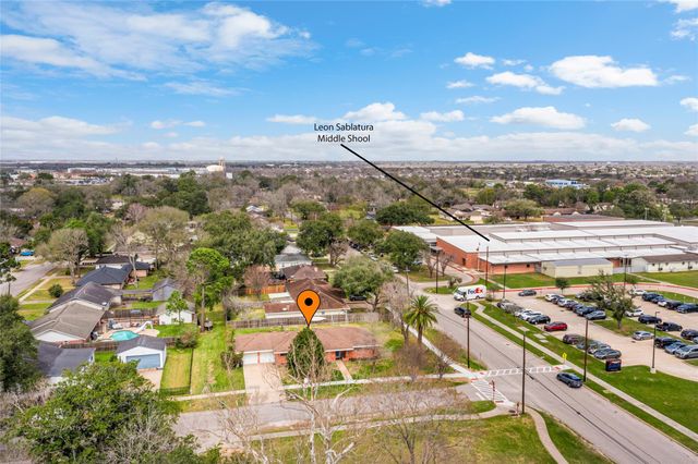 3601 E Jasmine Street, Pearland, TX 77581