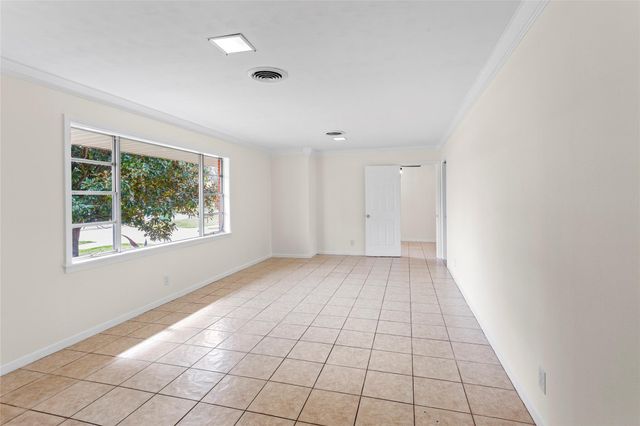 3601 E Jasmine Street, Pearland, TX 77581