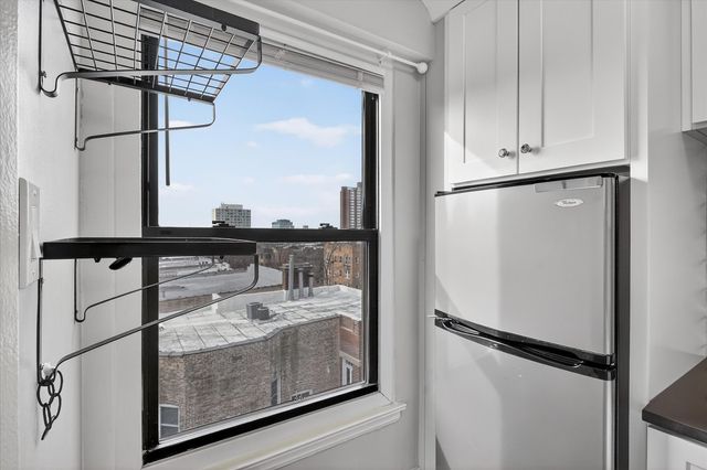 4880 N Marine Drive 716, Chicago, IL 60640