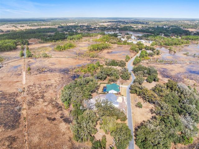 446 LONG AND WINDING ROAD, Howey In The Hills, FL 34737