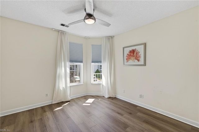 2301 Beach Haven Dr Apt 202, Virginia Beach, VA 23451
