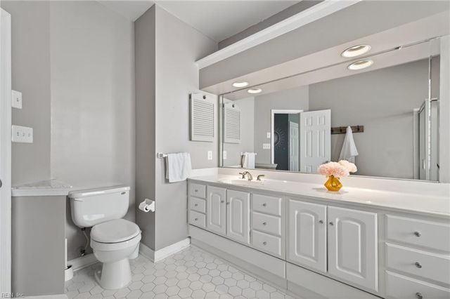 2301 Beach Haven Dr Apt 202, Virginia Beach, VA 23451