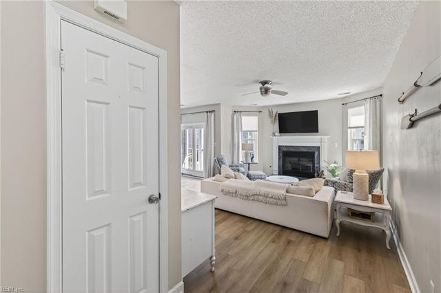 2301 Beach Haven Dr Apt 202, Virginia Beach, VA 23451