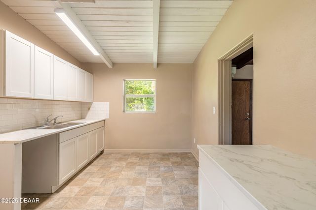 442 Dorothy Avenue, Holly Hill, FL 32117