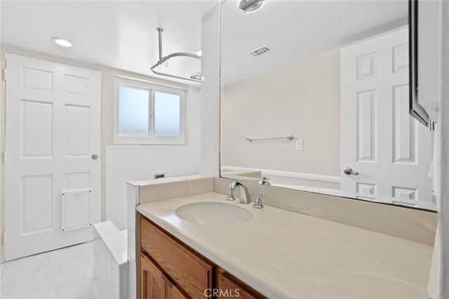 2932 Bostonian, Los Alamitos, CA 90720