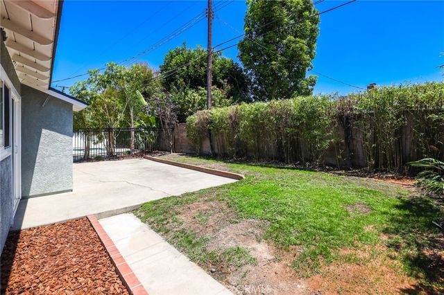 2932 Bostonian, Los Alamitos, CA 90720