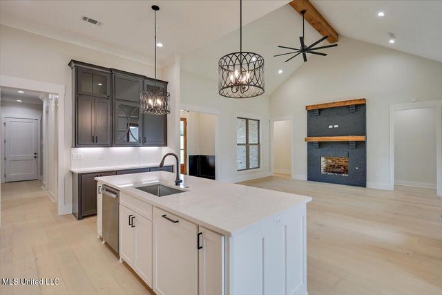 184 Bronson Bend, Flowood, MS 39232