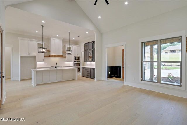 184 Bronson Bend, Flowood, MS 39232
