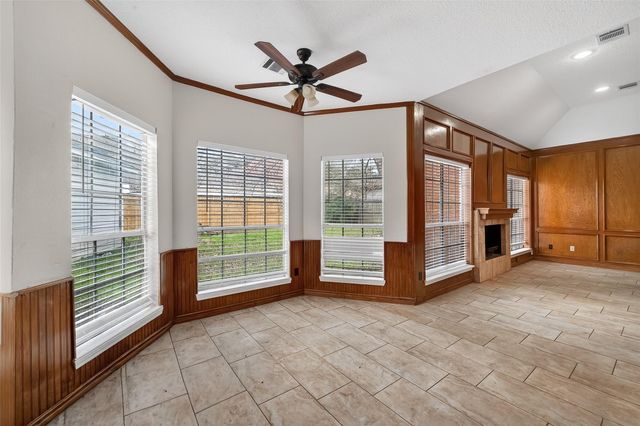 15307 T C Jester Boulevard, Houston, TX 77068