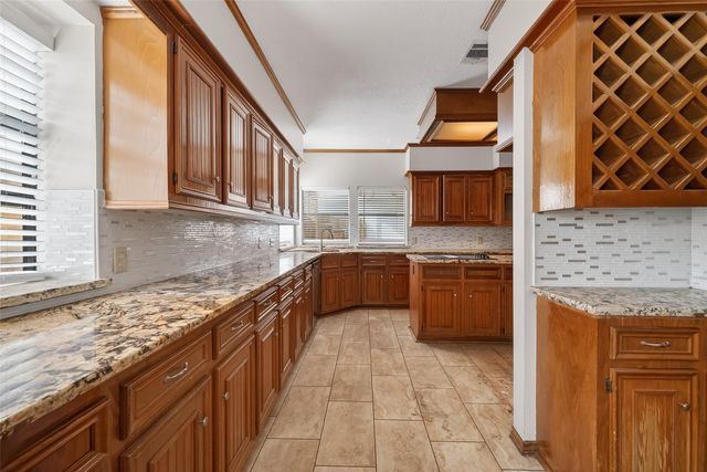 15307 T C Jester Boulevard, Houston, TX 77068