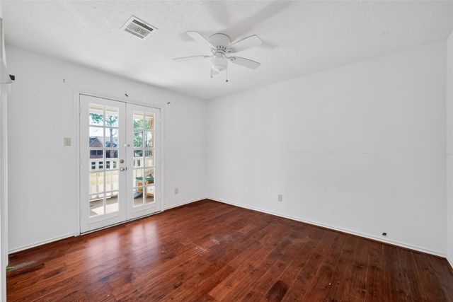 15307 T C Jester Boulevard, Houston, TX 77068